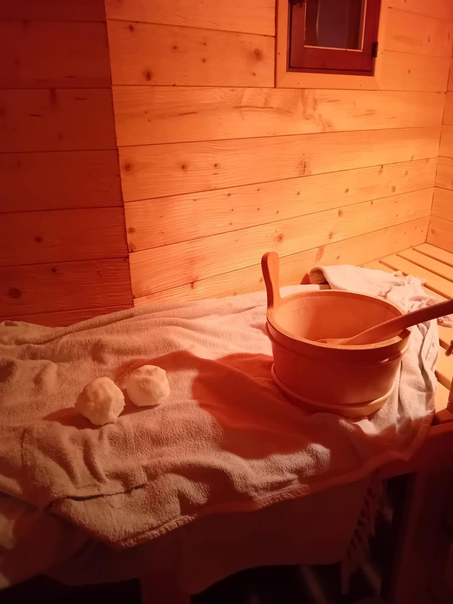 Wellnessoase Mit Sauna Und Whirlpool Inzell Bagian luar foto