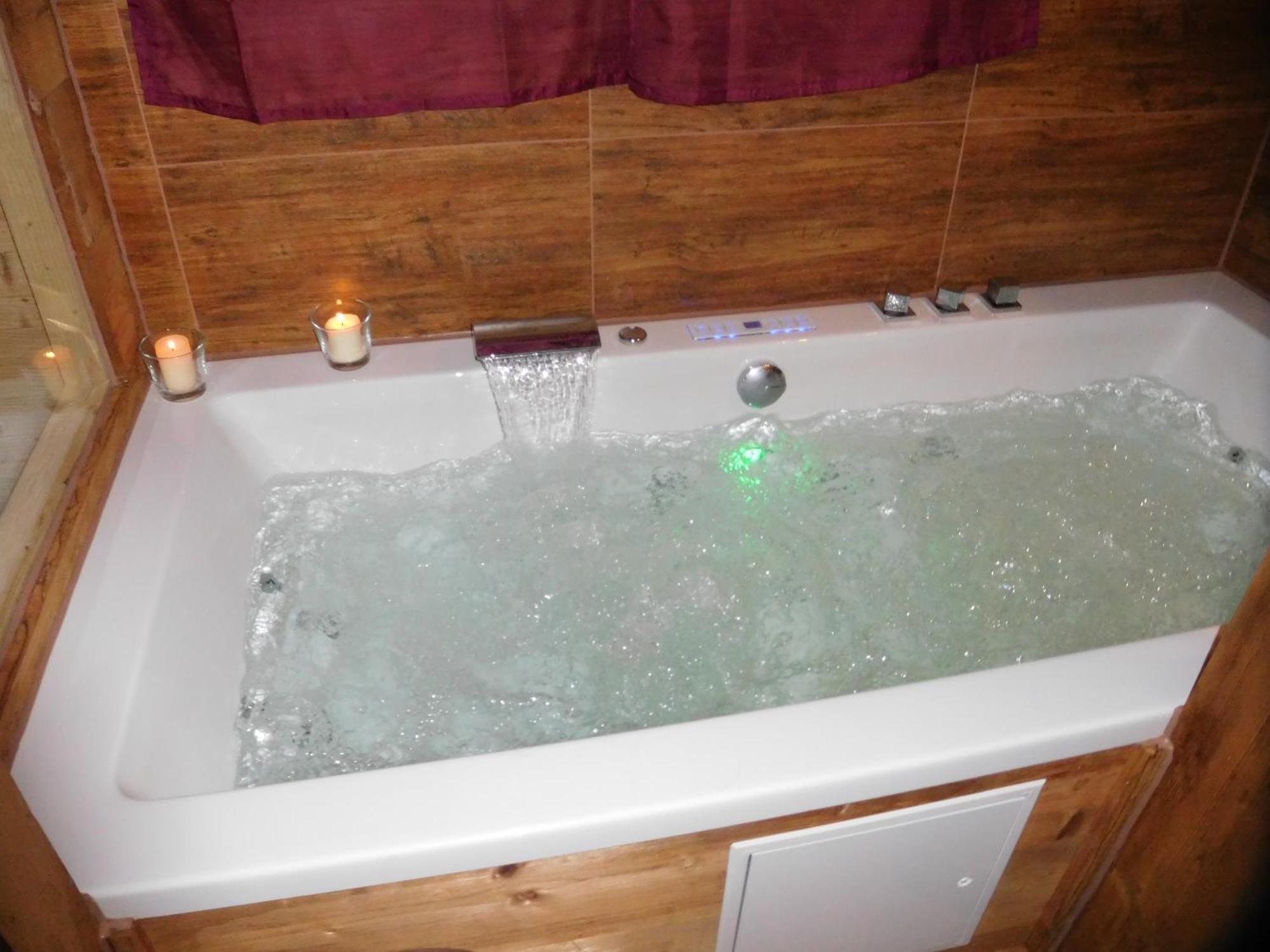 Wellnessoase Mit Sauna Und Whirlpool Inzell Bagian luar foto